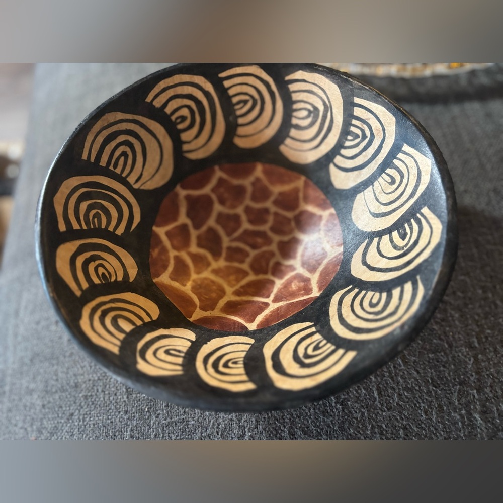 Hand Carved Decorative Wooden Bowl Animal Giraffe Print Painted African Decor